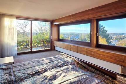 Haus Leonberg - 7.5 Zimmer, 270 m&sup2;, 990.000&euro; | Angebot:24155927