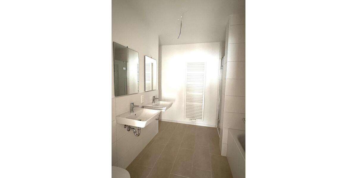 Etagenwohnung Leonberg - 4 Zimmer, 101 m&sup2;, 1.872&euro; | Angebot:23714100