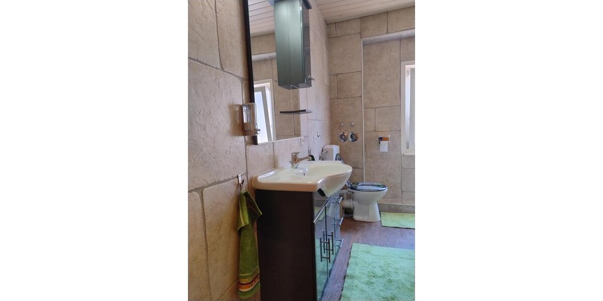 Etagenwohnung Kornwestheim - 5 Zimmer, 110 m&sup2;, 550&euro; | Angebot:25856636