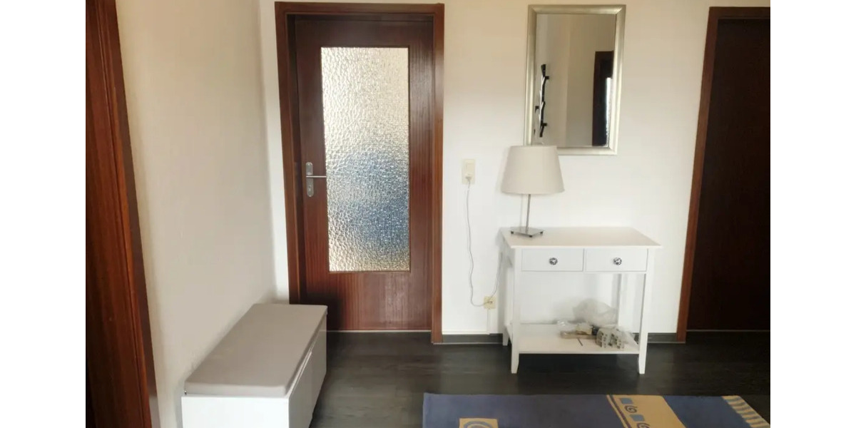 Etagenwohnung Stuttgart Feuerbach - 3 Zimmer, 94 m&sup2;, 1.300&euro; | Angebot:25547186