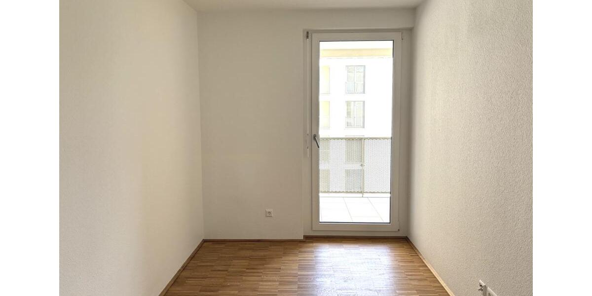 Etagenwohnung Leonberg - 4 Zimmer, 105 m&sup2;, 1.950&euro; | Angebot:23644750