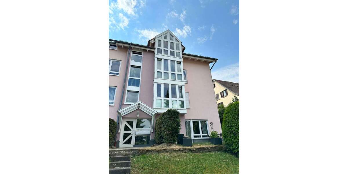 Etagenwohnung Böblingen Böblingen (Stadt) - 4 Zimmer, 100 m&sup2;, 1.600&euro; | Angebot:25480203