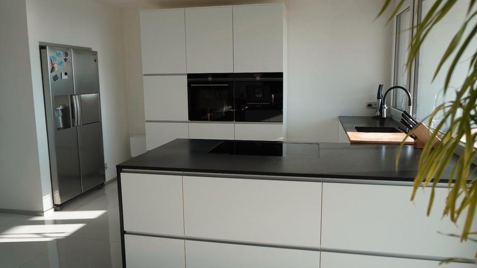 Einfamilienhaus Esslingen am Neckar Brühl - 6 Zimmer, 200 m&sup2;, 750&euro; | Angebot:26658405
