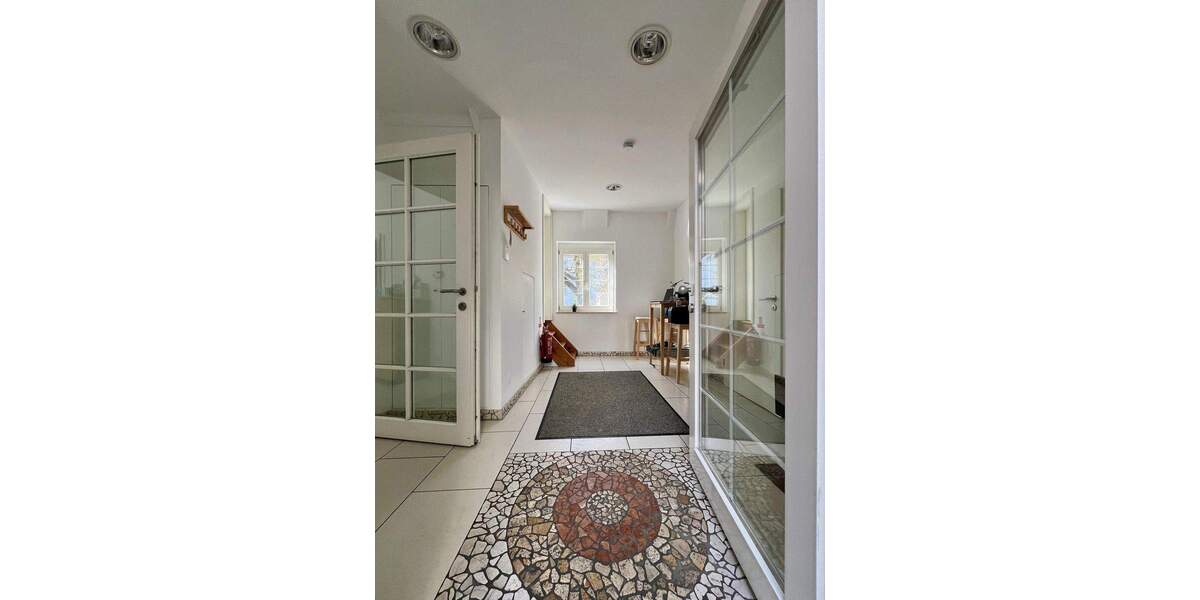 Mehrfamilienhaus, Wohnhaus Ludwigsburg Mitte - 1 Zimmer, 389 m&sup2;, 2.000.000&euro; | Angebot:25706120