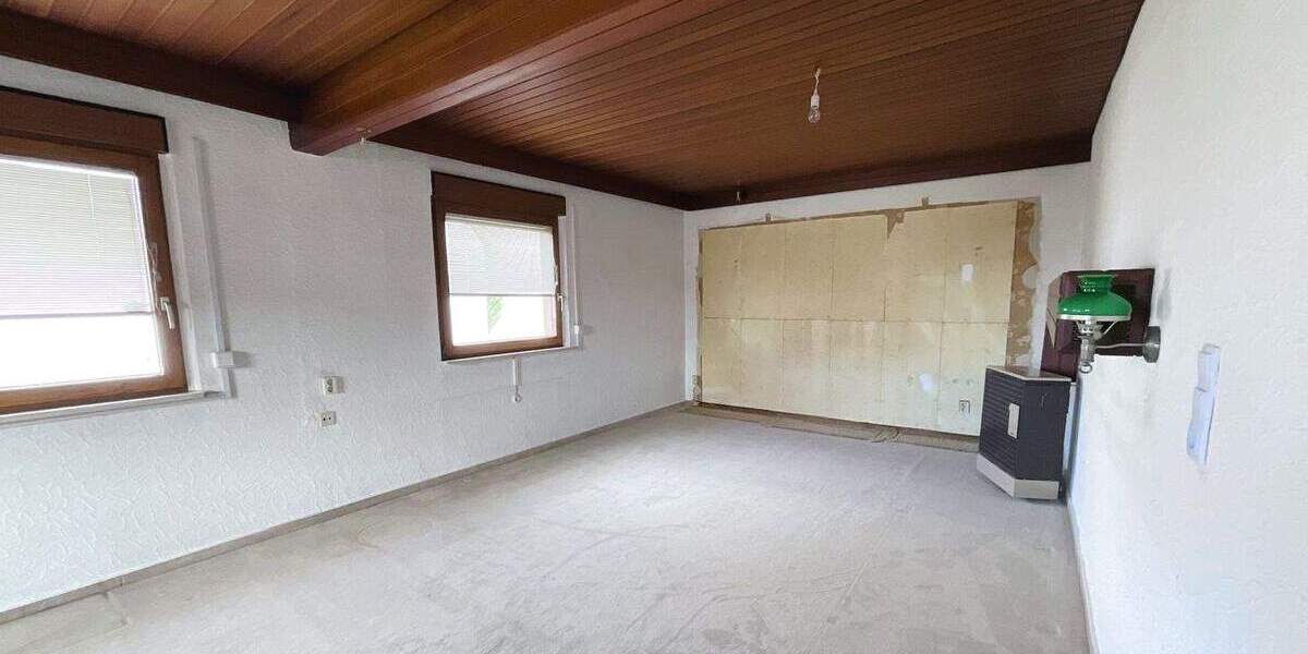 Doppelhaushälfte Stuttgart Luginsland - 5 Zimmer, 110 m&sup2;, 400.000&euro; | Angebot:25679818