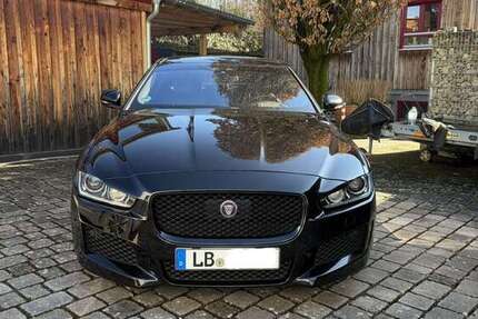 Jaguar XE 156.100 km 22.100 &euro; Sachsenheim 74343