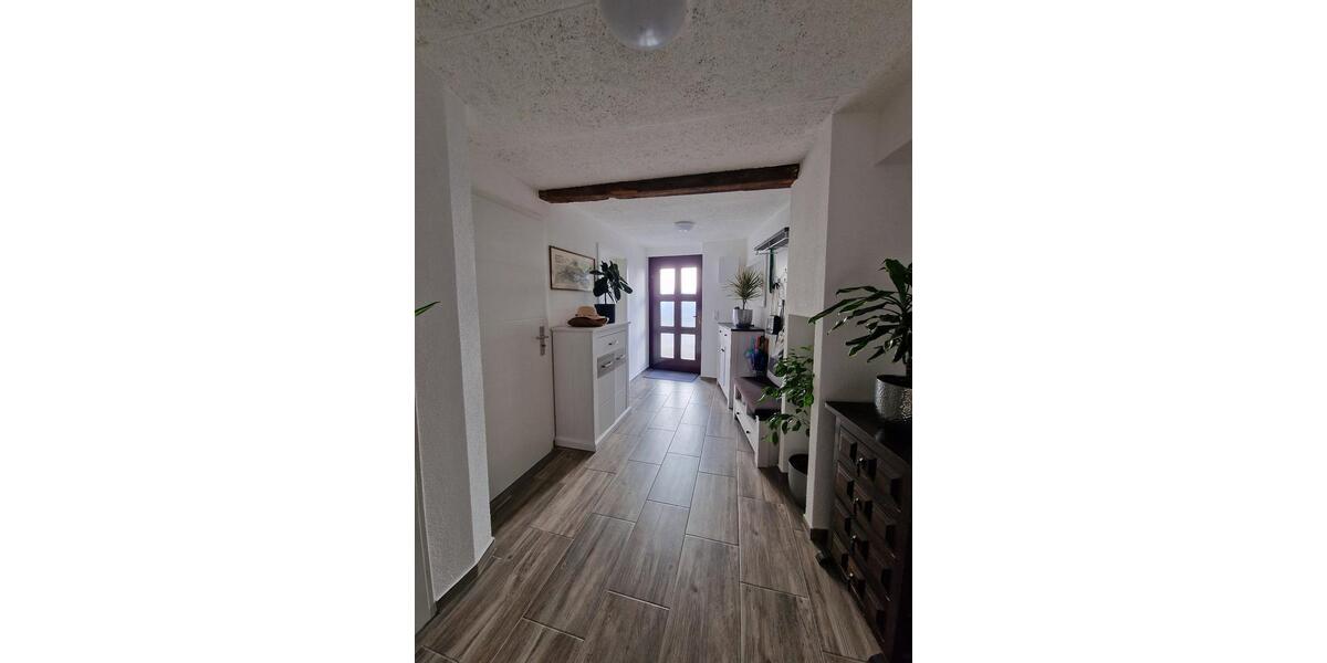 Maisonettenwohnung Stuttgart Luginsland - 3.5 Zimmer, 107 m&sup2;, 1.350&euro; | Angebot:25965671