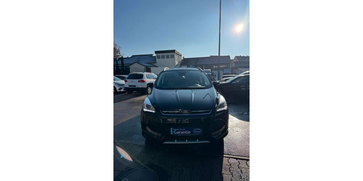 Ford Kuga 187.000 km 9.490 &euro; Asperg 71679