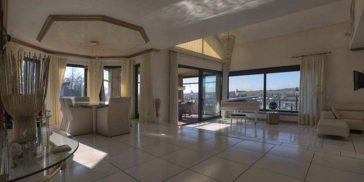 Einfamilienhaus Untergruppenbach - 9 Zimmer, 332 m&sup2;, 980.000&euro; | Angebot:25657368