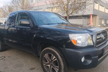 Toyota Tacoma 116.828 km 9.999 &euro; Fellbach 70736