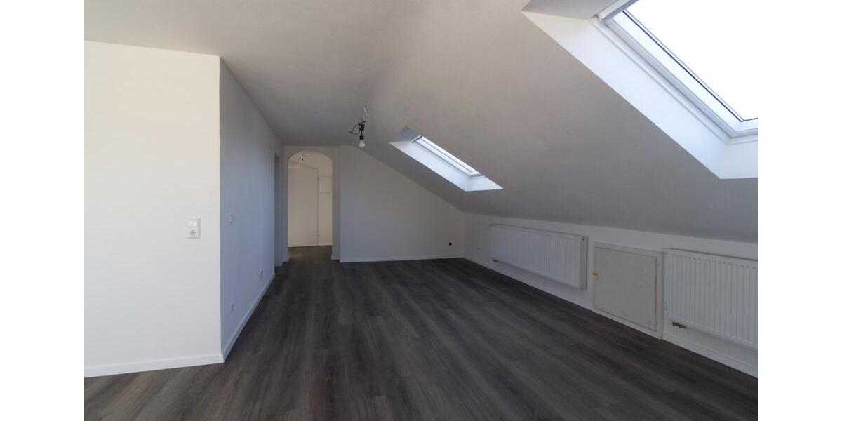 Dachgeschoßwohnung Waiblingen Beinstein - 3 Zimmer, 51 m&sup2;, 800&euro; | Angebot:25403634