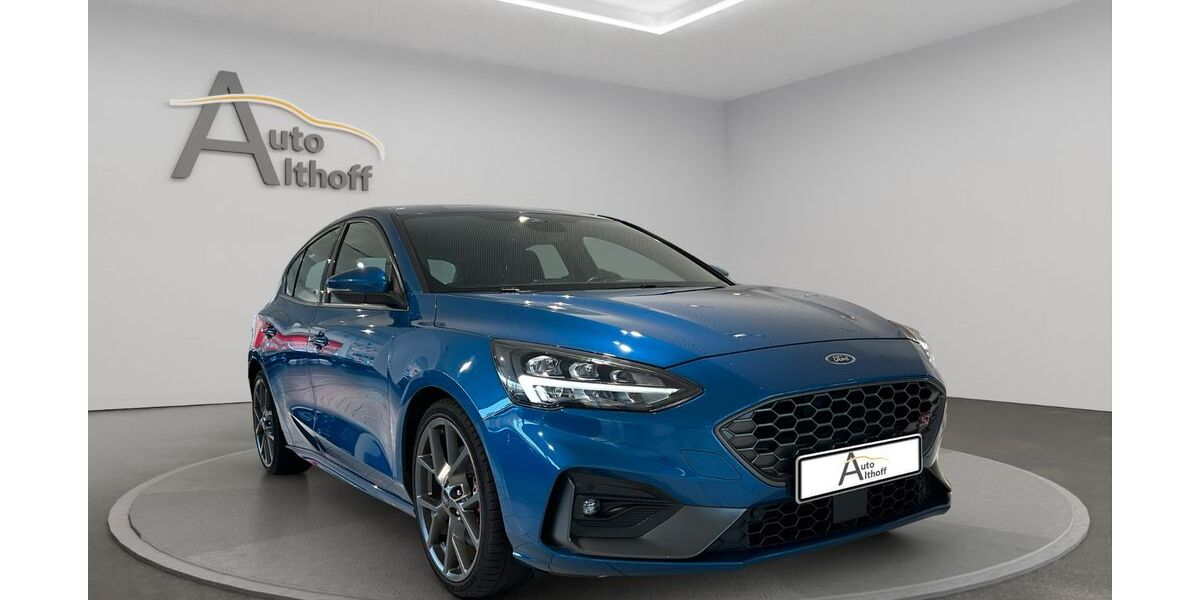Ford Focus 60.700 km 21.999 &euro; Stuttgart 70195