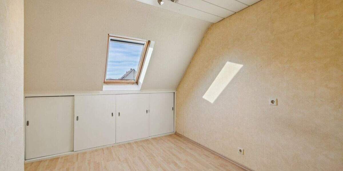 Einfamilienhaus Stuttgart Vaihingen - 4 Zimmer, 100 m&sup2;, 415.000&euro; | Angebot:25746203