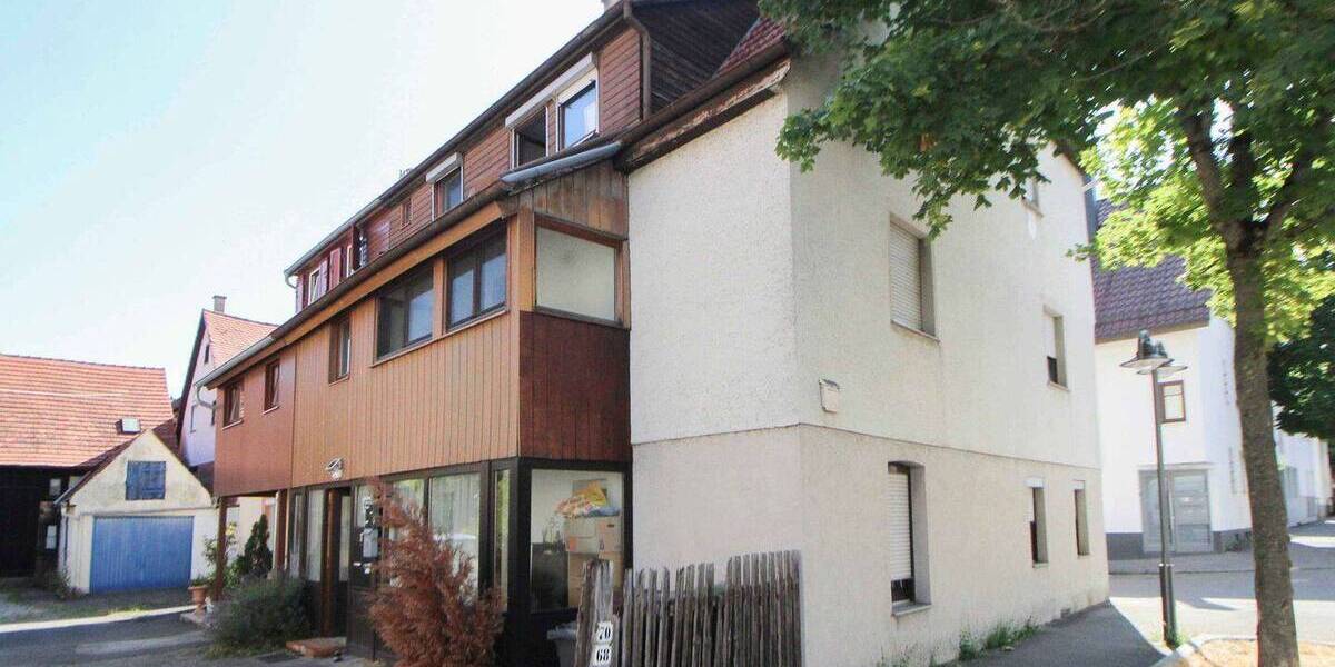 Doppelhaushälfte Stuttgart Weilimdorf - 7 Zimmer, 170 m&sup2;, 485.000&euro; | Angebot:26080889