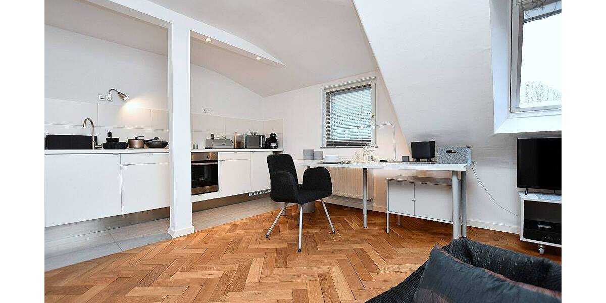 Etagenwohnung Stuttgart West - 2 Zimmer, 47 m&sup2;, 1.550&euro; | Angebot:25742825