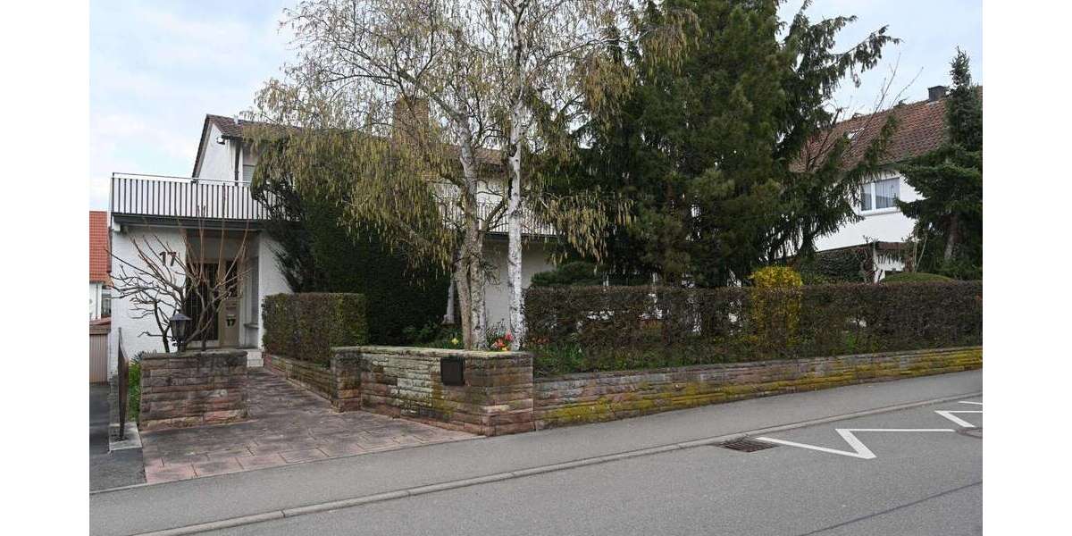 Einfamilienhaus Schwaikheim - 16 Zimmer, 570 m&sup2;, 1.195.000&euro; | Angebot:25941463