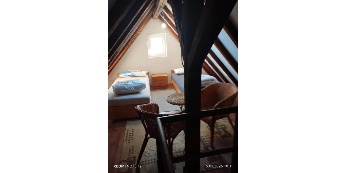 Dachgeschoßwohnung Stuttgart Feuerbach - 2 Zimmer, 88 m&sup2;, 1.100&euro; | Angebot:26488470