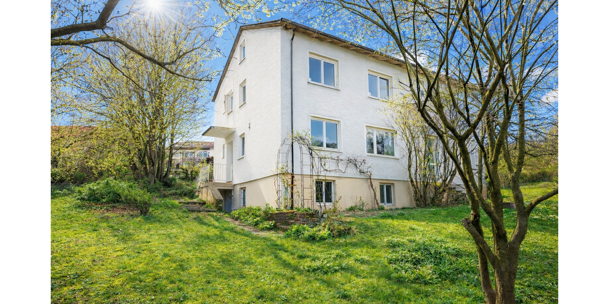 Einfamilienhaus Esslingen am Neckar Pliensauvorstadt - 4.5 Zimmer, 106 m&sup2;, 350.000&euro; | Angebot:26196603
