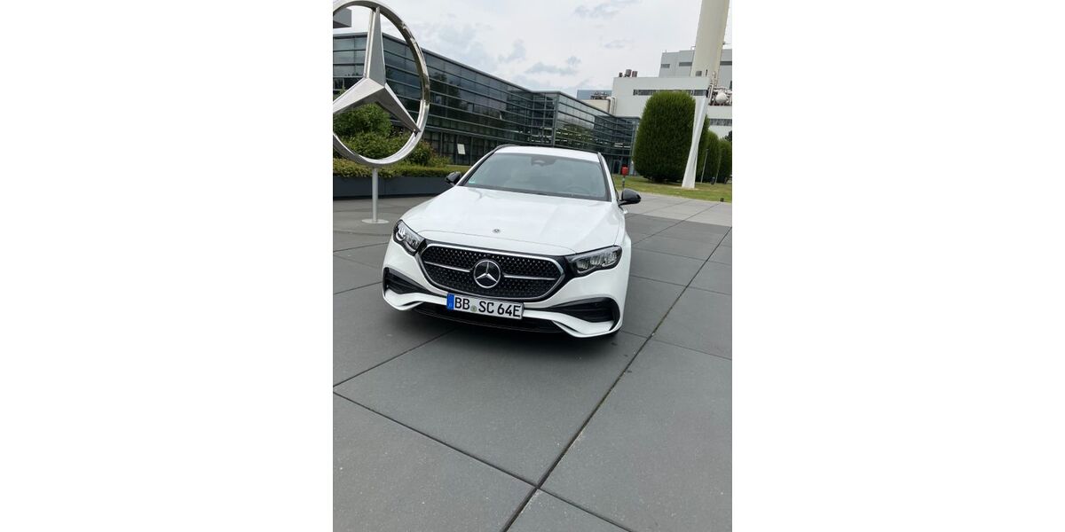 Mercedes-Benz E 300 15.000 km 58.200 &euro; Böblingen 71034