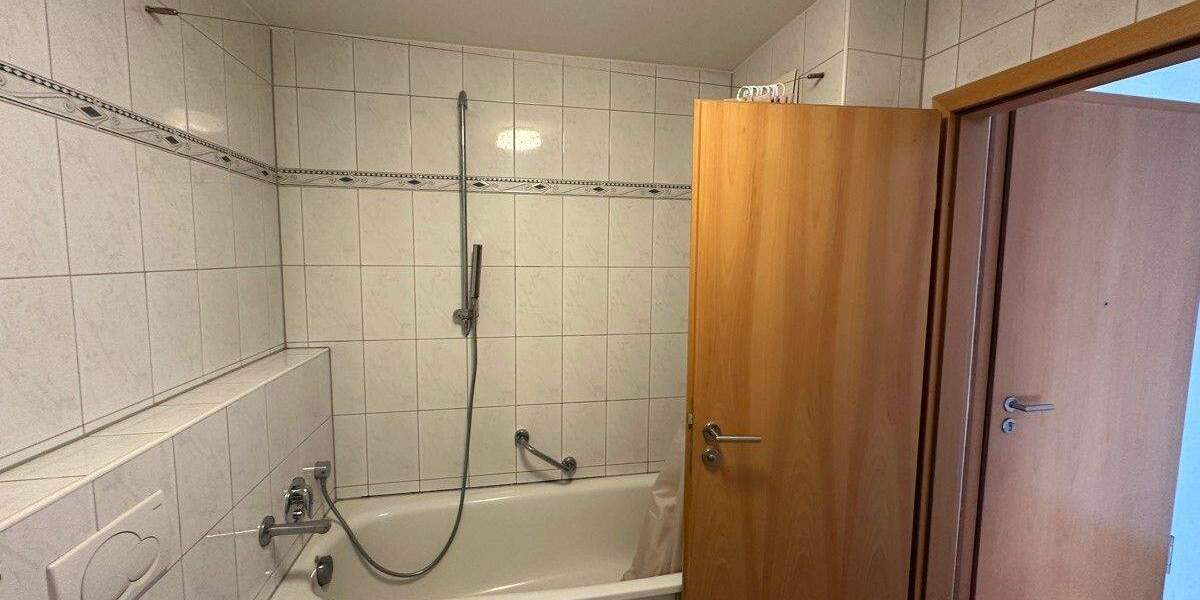 Etagenwohnung Stuttgart Bad Cannstatt - 2 Zimmer, 49 m&sup2;, 217.000&euro; | Angebot:25701226