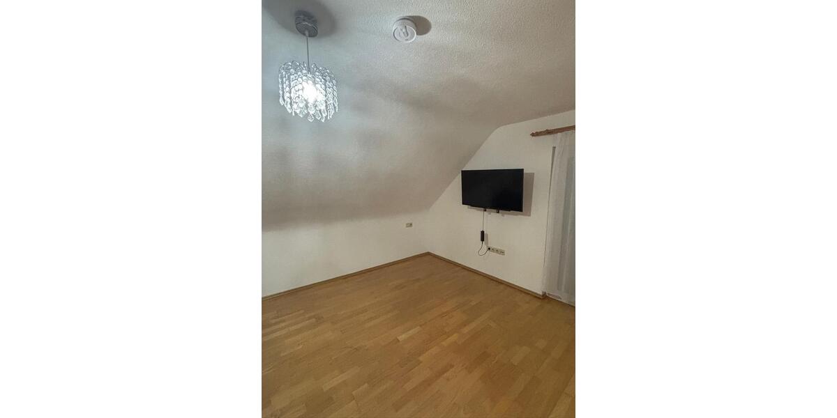 Etagenwohnung Sersheim - 2 Zimmer, 59 m&sup2;, 750&euro; | Angebot:25292631