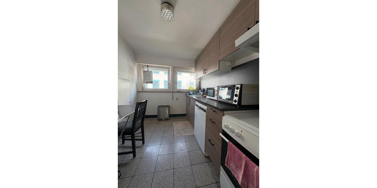 Dachgeschoßwohnung Stuttgart Luginsland - 3 Zimmer, 68 m&sup2;, 900&euro; | Angebot:25976190