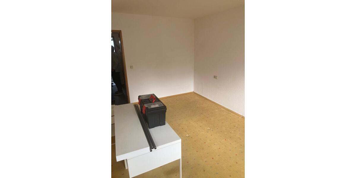Reihenhaus Ditzingen - 5 Zimmer, 160 m&sup2;, 1.100&euro; | Angebot:26618244