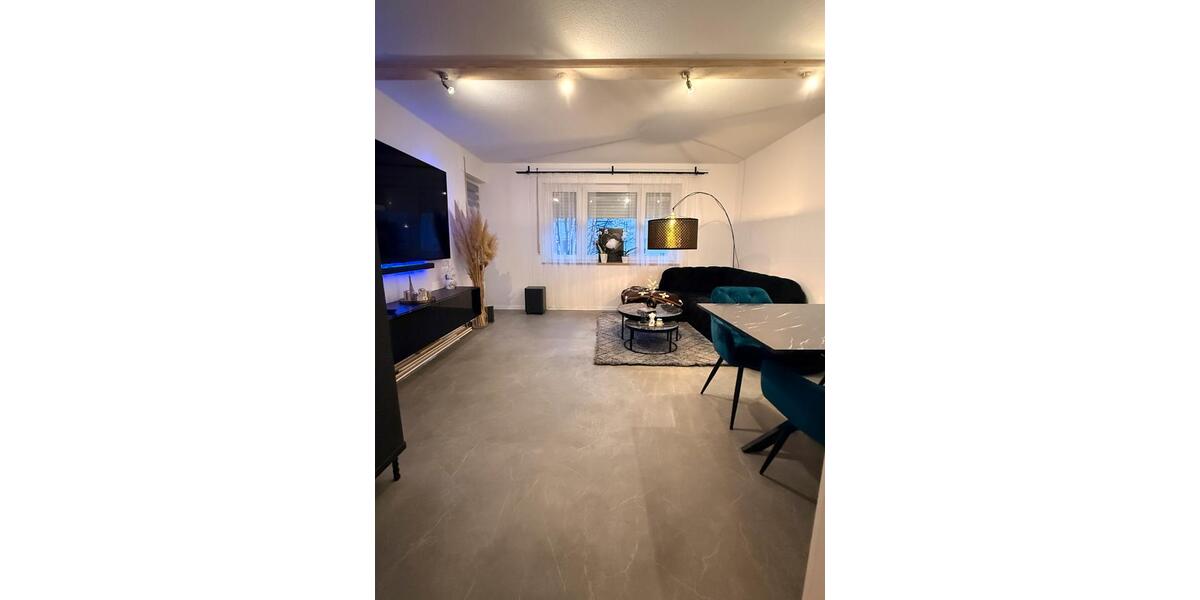 Etagenwohnung Ludwigsburg Oßweil - 3 Zimmer, 75 m&sup2;, 950&euro; | Angebot:25995939