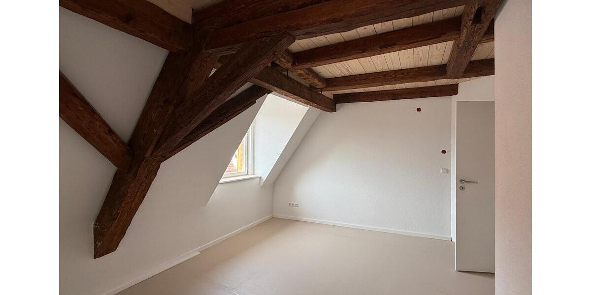 Maisonettenwohnung Markgröningen - 5 Zimmer, 110 m&sup2;, 1.650&euro; | Angebot:25987948