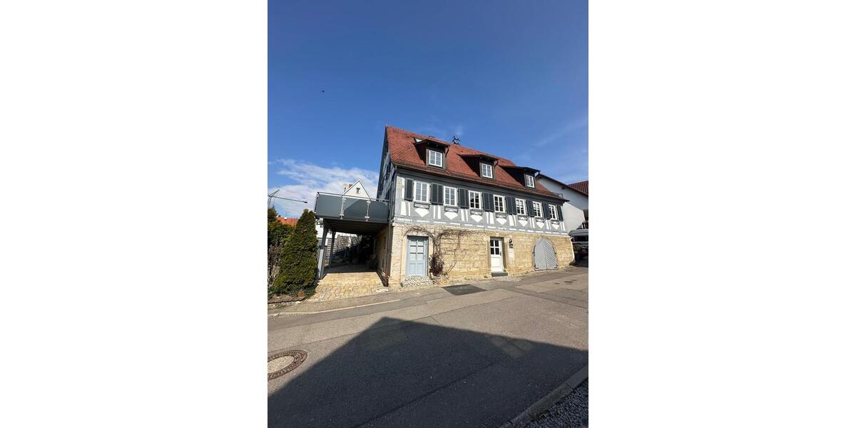 Einfamilienhaus Backnang - 3 Zimmer, 100 m&sup2;, 1.600&euro; | Angebot:26603228