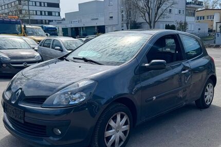 Renault Clio 164.770 km 1.100 &euro; Korntal-Münchingen 70825