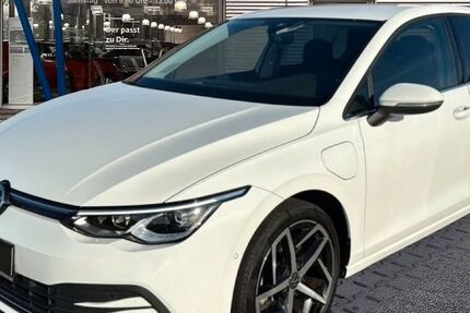 VW Golf 74.319 km 14.900 &euro; Stuttgart 70193