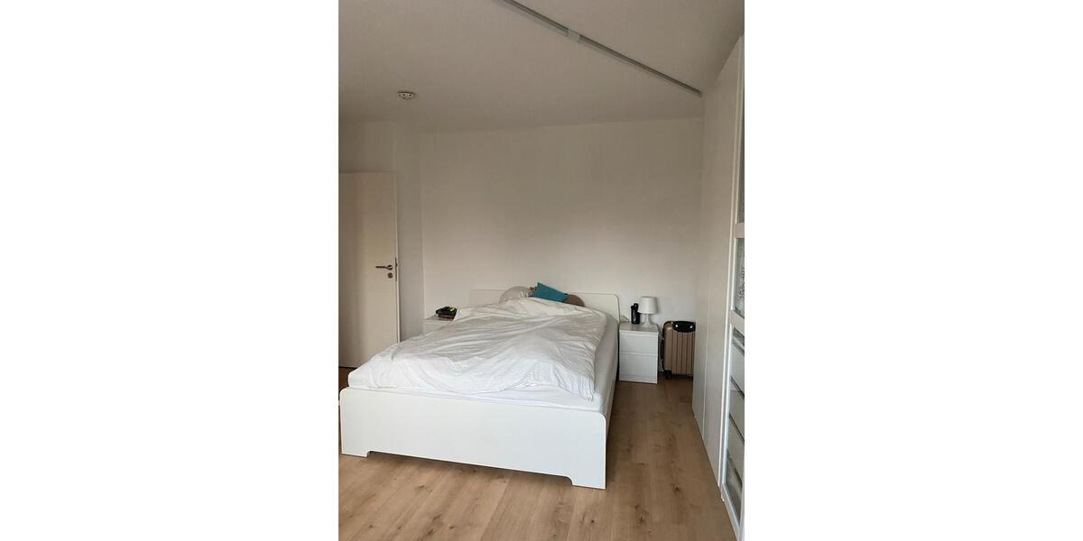 Etagenwohnung Kornwestheim - 2.5 Zimmer, 88 m&sup2;, 1.290&euro; | Angebot:25611452