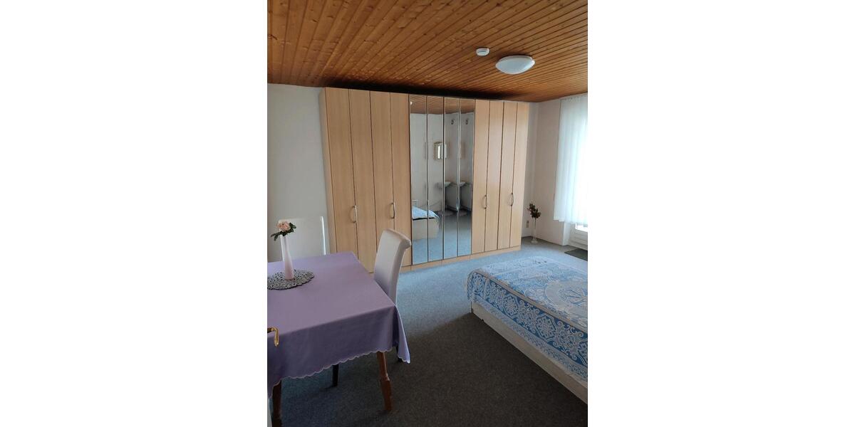Etagenwohnung Stuttgart Stuttgart-Ost - 1 Zimmer, 18 m&sup2;, 350&euro; | Angebot:25151255