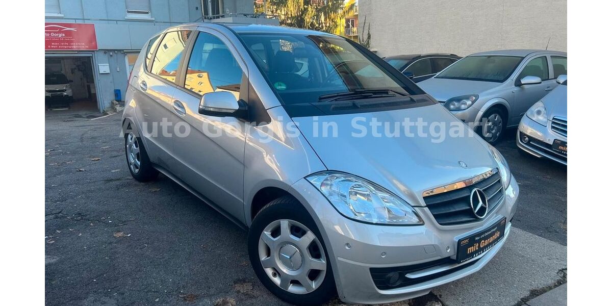 Mercedes-Benz A 180 55.374 km 9.500 &euro; Stuttgart-Zuffenhausen 70435