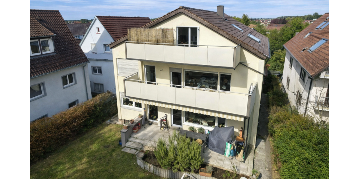 Einfamilienhaus Leonberg - 13 Zimmer, 327 m&sup2;, 895.000&euro; | Angebot:25193922
