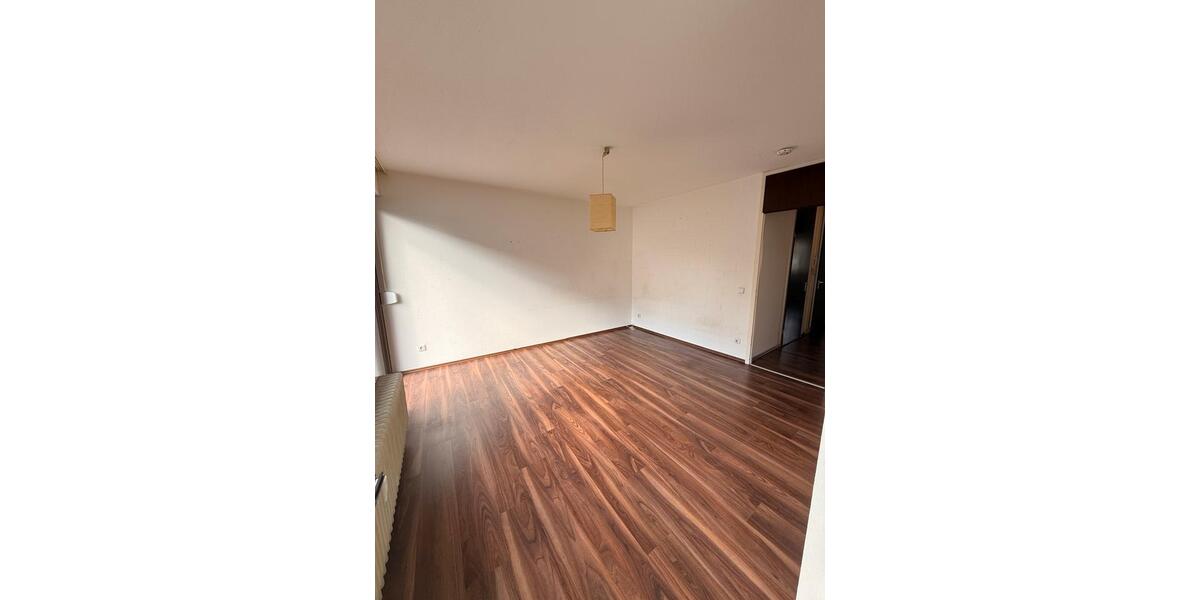 Etagenwohnung Stuttgart Mühlhausen - 2.5 Zimmer, 60 m&sup2;, 700&euro; | Angebot:26032172
