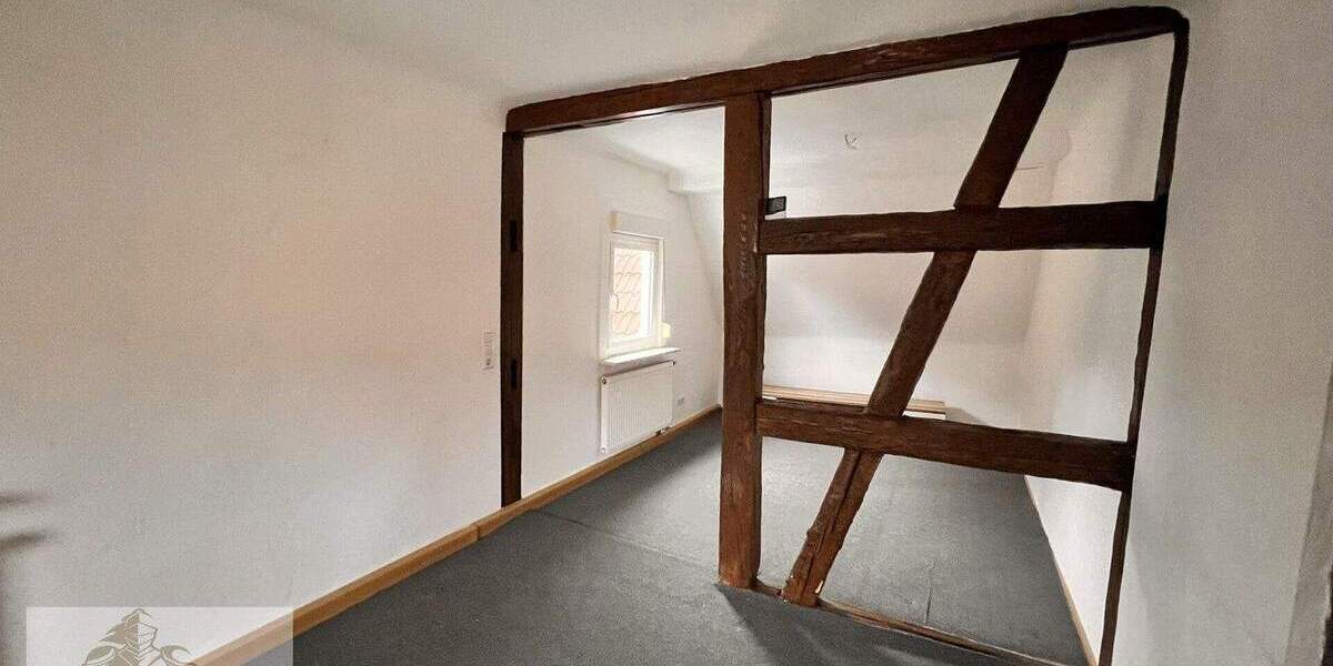 Mehrfamilienhaus, Wohnhaus Sulzbach an der Murr Sulzbach - 7 Zimmer, 183 m&sup2;, 350.000&euro; | Angebot:25742875