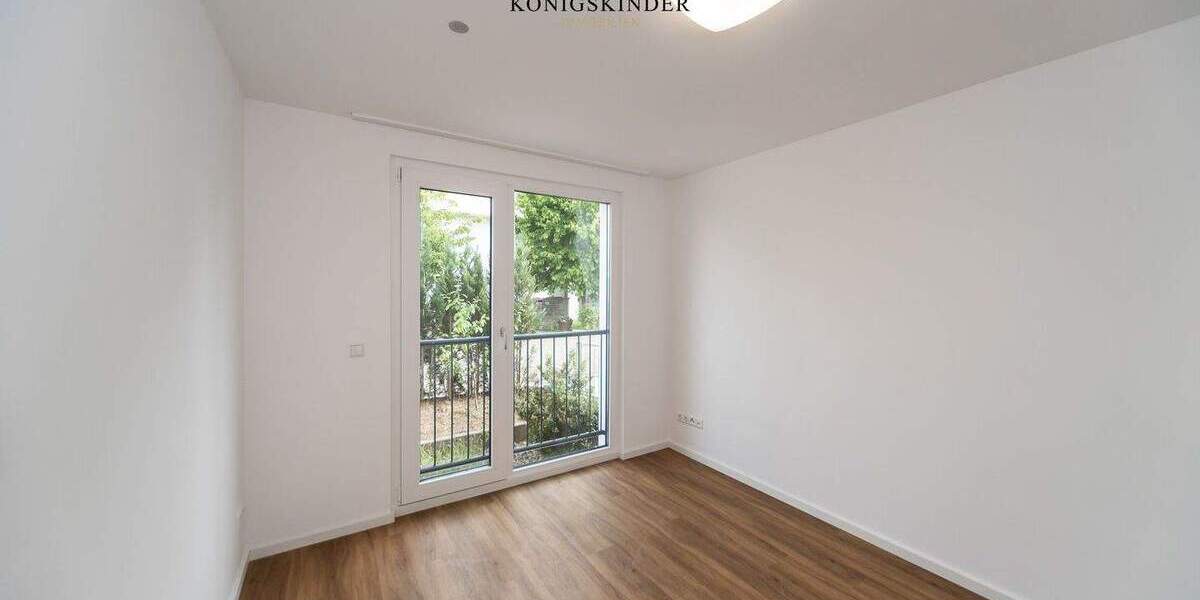Doppelhaushälfte Stuttgart-Zazenhausen Zuffenhausen - 8 Zimmer, 154 m&sup2;, 849.000&euro; | Angebot:25671700