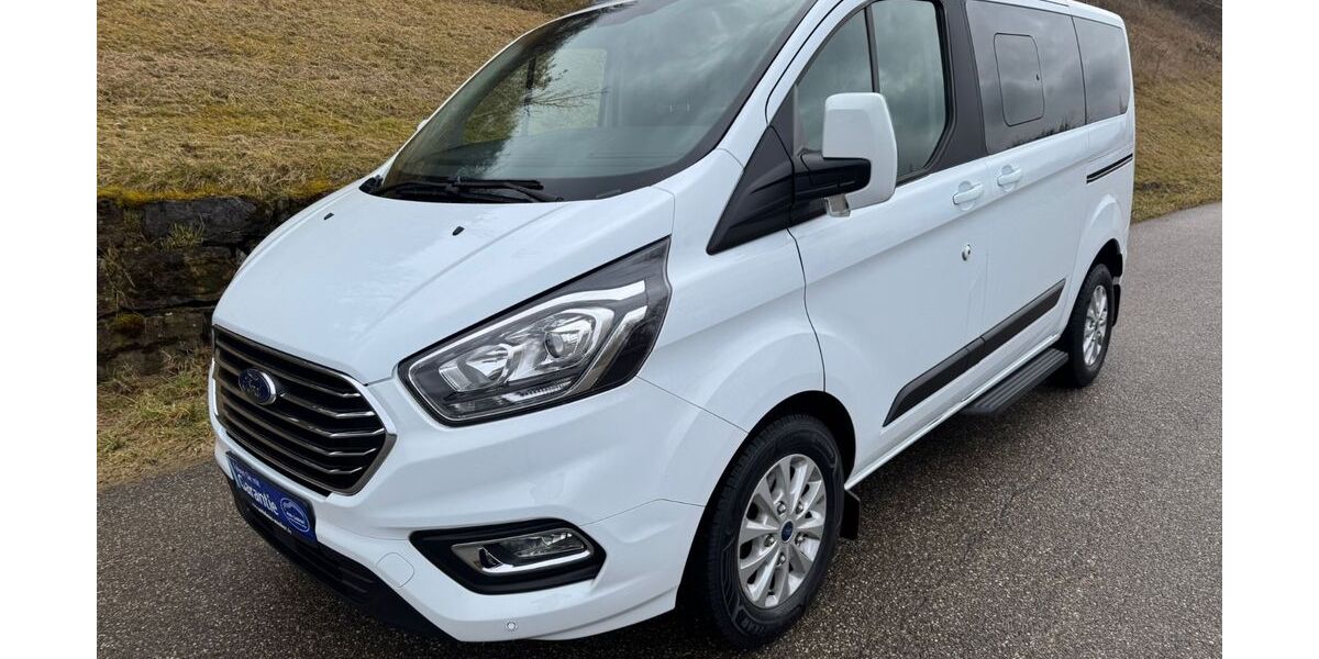 Ford Tourneo Custom 83.000 km 26.999 &euro; Leonberg 71229
