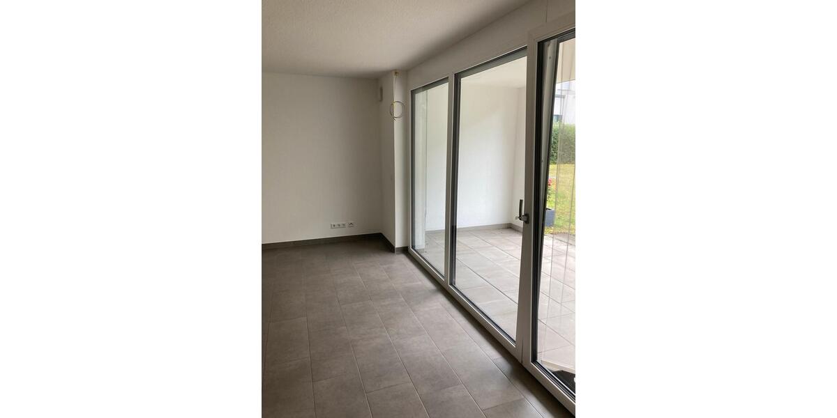 Erdgeschoßwohnung Ludwigsburg Eglosheim - 2 Zimmer, 52 m&sup2;, 900&euro; | Angebot:25962617