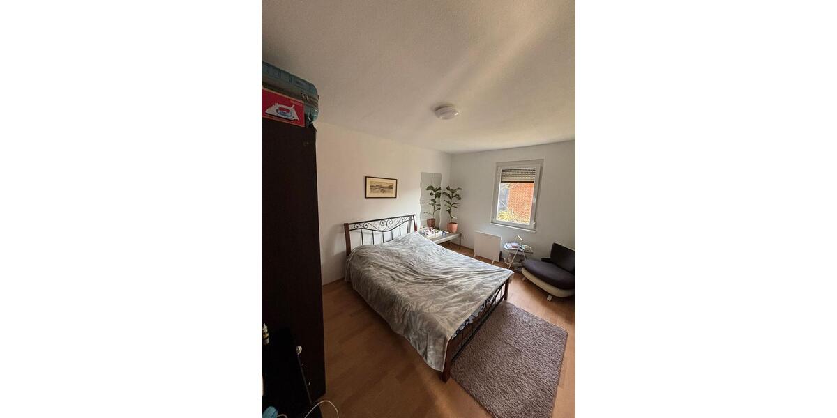 Etagenwohnung Asperg - 3 Zimmer, 67 m&sup2;, 870&euro; | Angebot:25829657