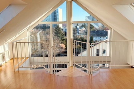 4-Zi.-DG-Galerie-ETW in Stuttgart-Möhringen, Wohngebiet Trautäcker - Nähe SI-Zentrum - Wohnung Stuttgart / Möhringen Möhringen (Stadtbezirk) | Angebot:25308985