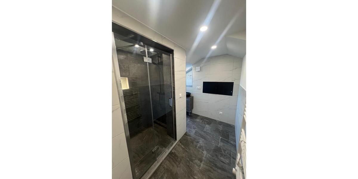 Maisonettenwohnung Sindelfingen - 3.5 Zimmer, 120 m&sup2;, 1.700&euro; | Angebot:26680568