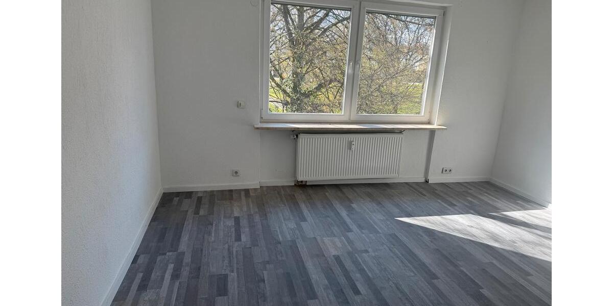 Etagenwohnung Göppingen - 3 Zimmer, 97 m&sup2;, 1.100&euro; | Angebot:25992467