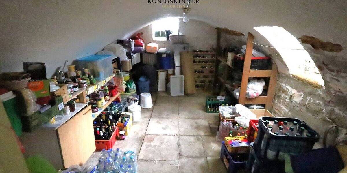 Mehrfamilienhaus, Wohnhaus Stuttgart-Möhringen Möhringen - 8 Zimmer, 213 m&sup2;, 1.235.000&euro; | Angebot:25680013