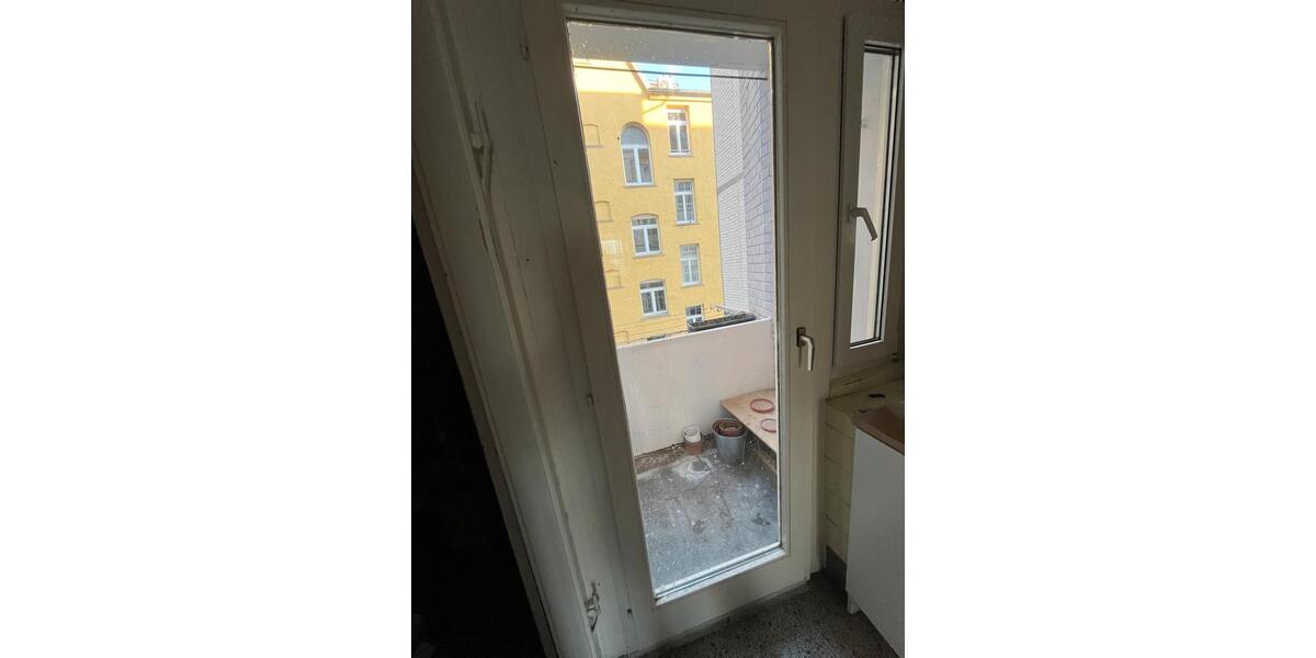 Etagenwohnung Stuttgart Stuttgart-Ost - 3 Zimmer, 90 m&sup2;, 1.470&euro; | Angebot:25158411
