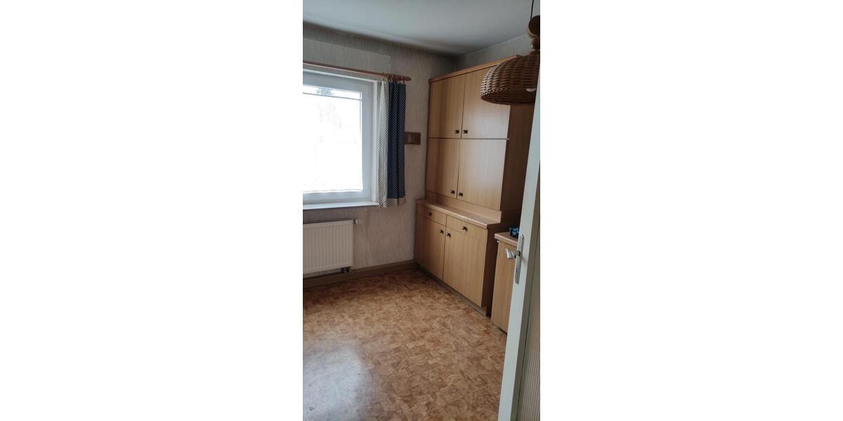 Hochparterre Backnang - 4 Zimmer, 110 m&sup2;, 1.100&euro; | Angebot:25979035