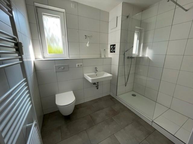 Etagenwohnung Esslingen am Neckar Oberesslingen - 2 Zimmer, 75 m&sup2;, 1.008&euro; | Angebot:24975217