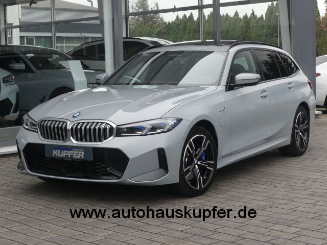BMW 330 8.780 km 49.900 &euro; Vaihingen / Enz 71665